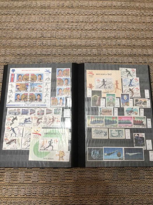 Vand colectie de timbre de pe 5 continente