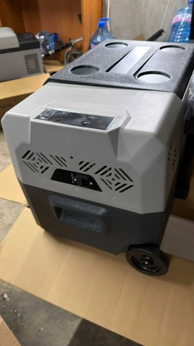 Нов къмпинг хладилник VEVOR 30L / 12v-24v-220v/ Компресор / Bluetooth