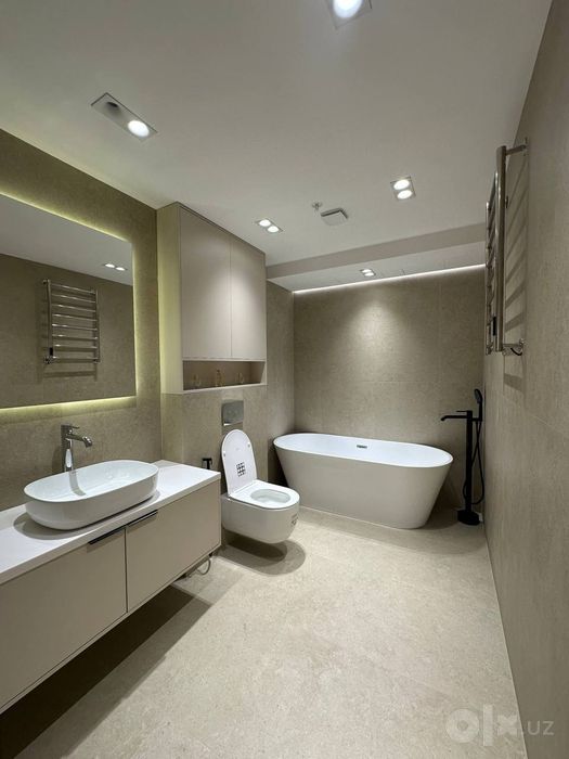 Продается 3/33/48 100м2 в ЖК Piramit Tower, ул. Бабура