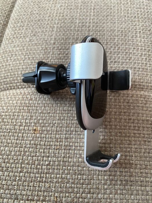 Держатель для телефона автомобильный