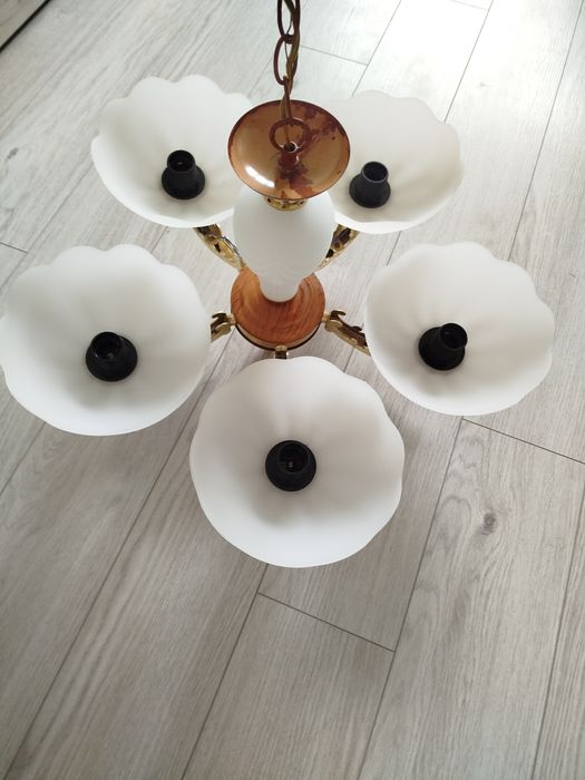 Люстра 5 плафрнов