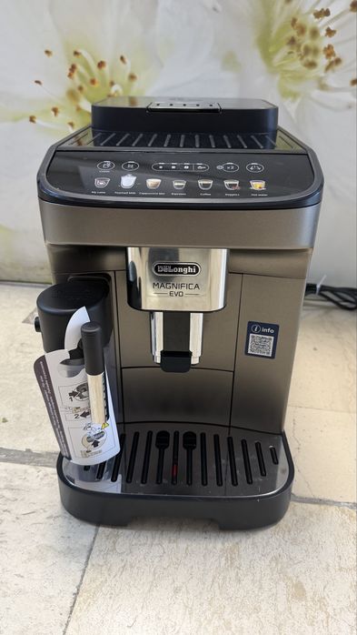 Кафеавтомат DeLonghi MAGNIFICA EVO