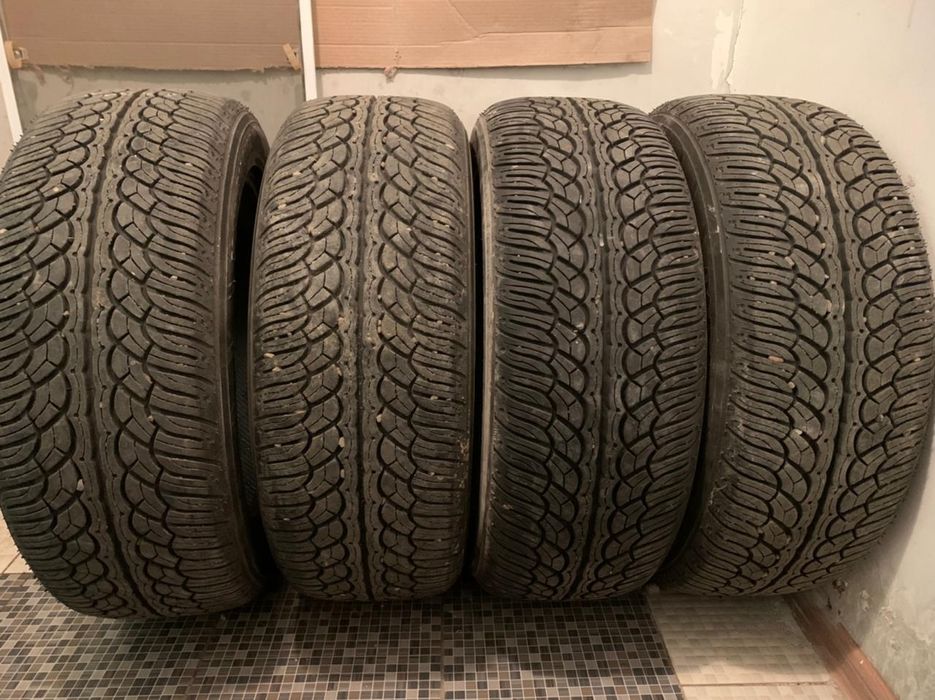Продам шины размер 235/55R19