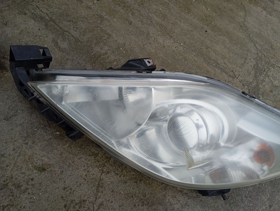 Фарове Mazda 5 2006