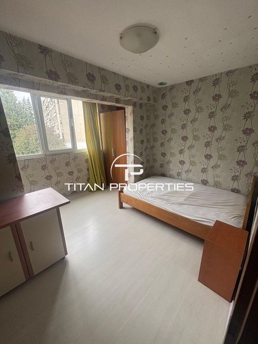 Дава се под наем Тристаен апартамент в Бургас, Изгрев - 68 кв.м за 450 € - Снимка #2