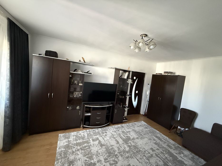 Apartament 3 camere ,Dristor