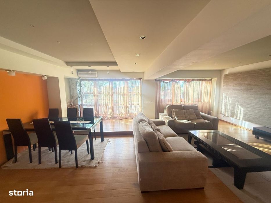 Vanzare apartament 4 camere, ultracentral, mobilat+utilat, Targoviste