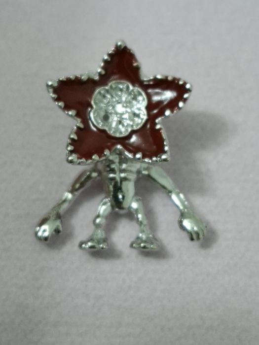 Pandantiv argint nou Stranger Things