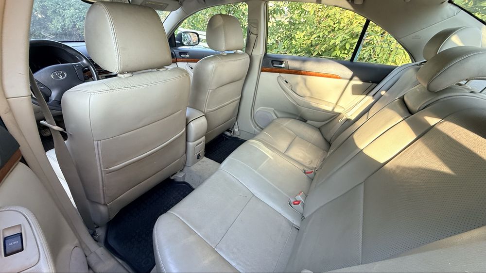 Toyota Avensis 2.2