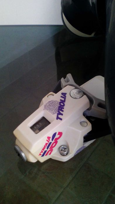 Ски обувки Rossignol R35 + ски автомати (подвързия)  Tyrolia 560