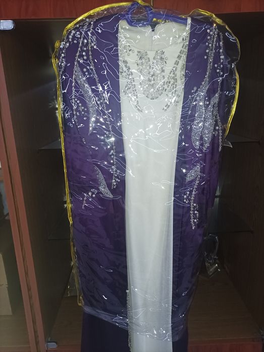 Yangi vecherniy koʻylak