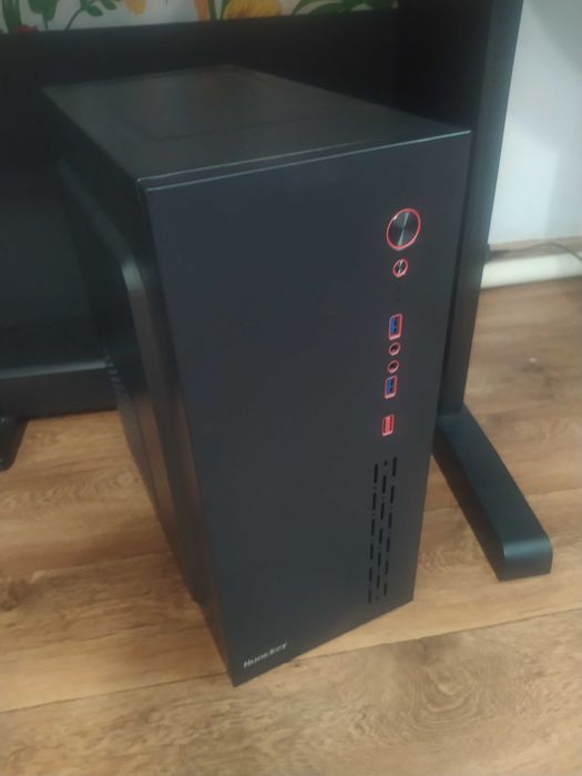 Продам системный блок игровой в отличном состоянии!
