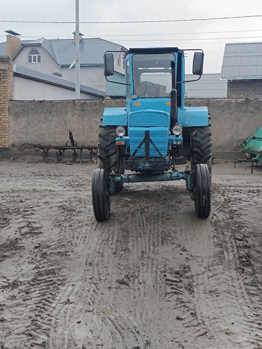 Трактор сотилади Т-28