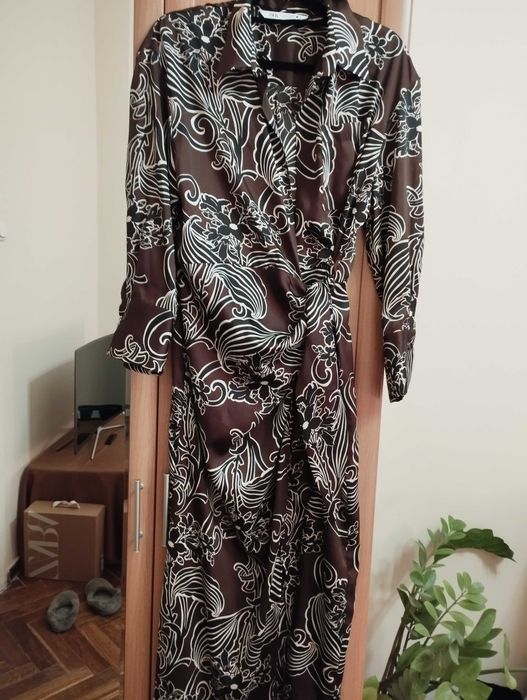 Дизайнерская  фирменная одежда.