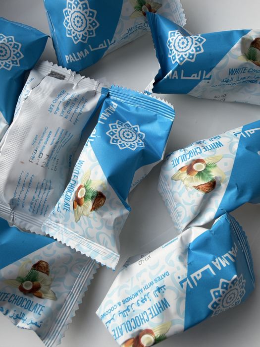 Финики в шоколаде подарочные упакованый