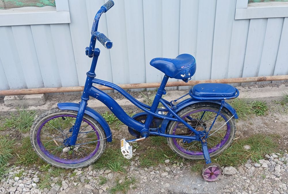 Продам велосипед на 5-7 лет.