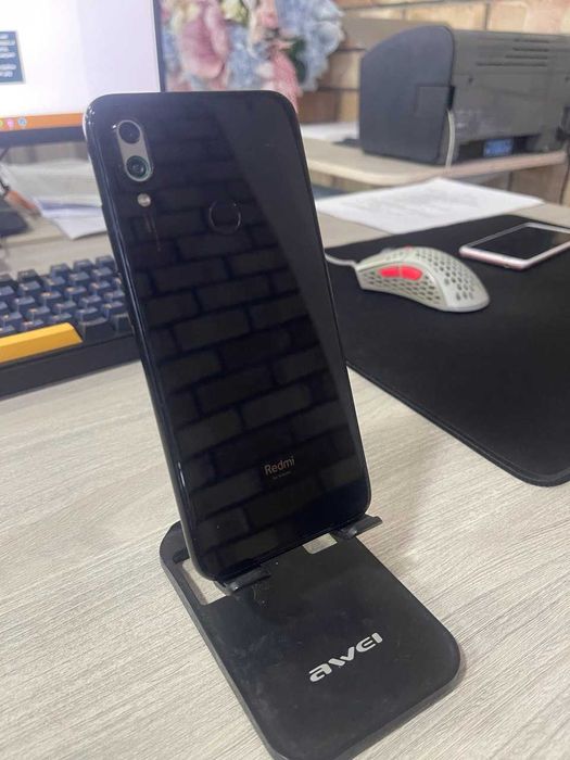 Xiaomi Redmi Note 7 и Xiaomi 5