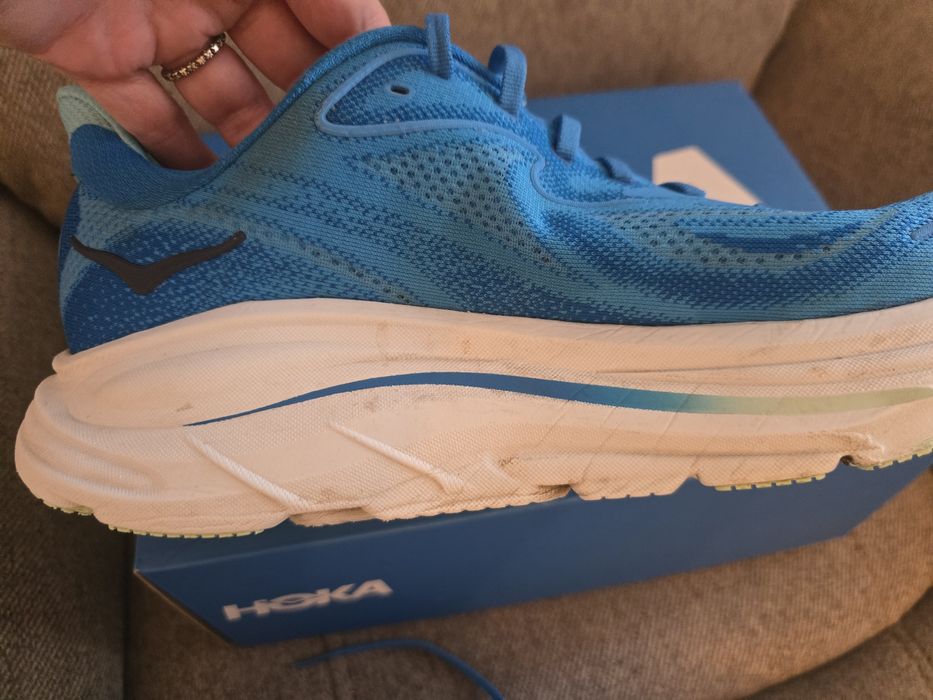 Hoka, pantofi alergare