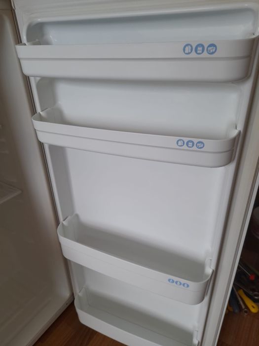 Продам холодильник LG