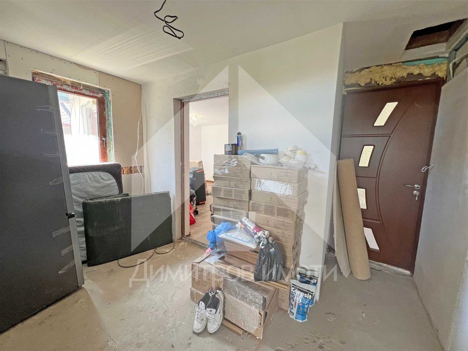 Продава се Къща в Нови пазар - 118 кв.м за 653 €/кв.м - Снимка #9