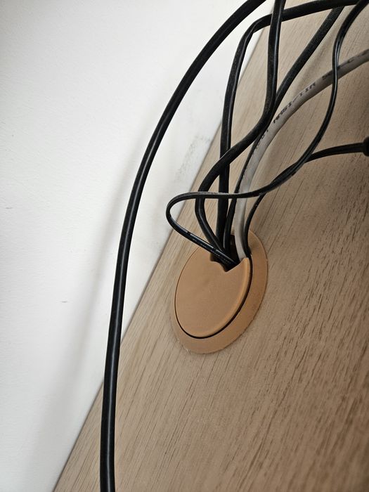 Продаяам секция с модули IKEA KALLAX