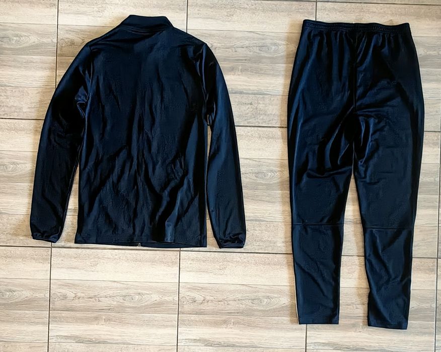 Trening barbati Nike Academy Dri-Fit pentru fotbal marimea S NOU
