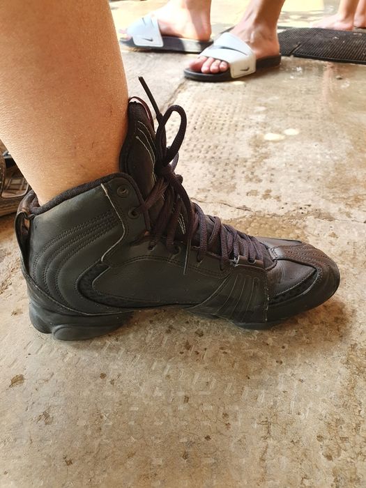 adidas gym running training tenis