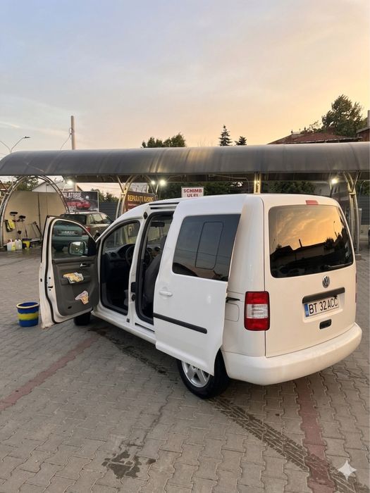 Cash/Schimb VW Caddy Life 1.9 bls 2008 faruri automate,Cititi descrierea !!!