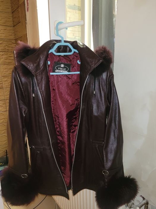Jachetă de piele cu blană naturală