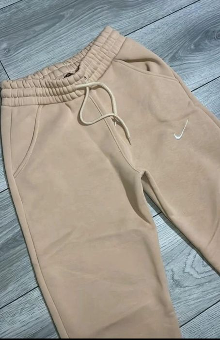 Pantaloni trening bej, comozi