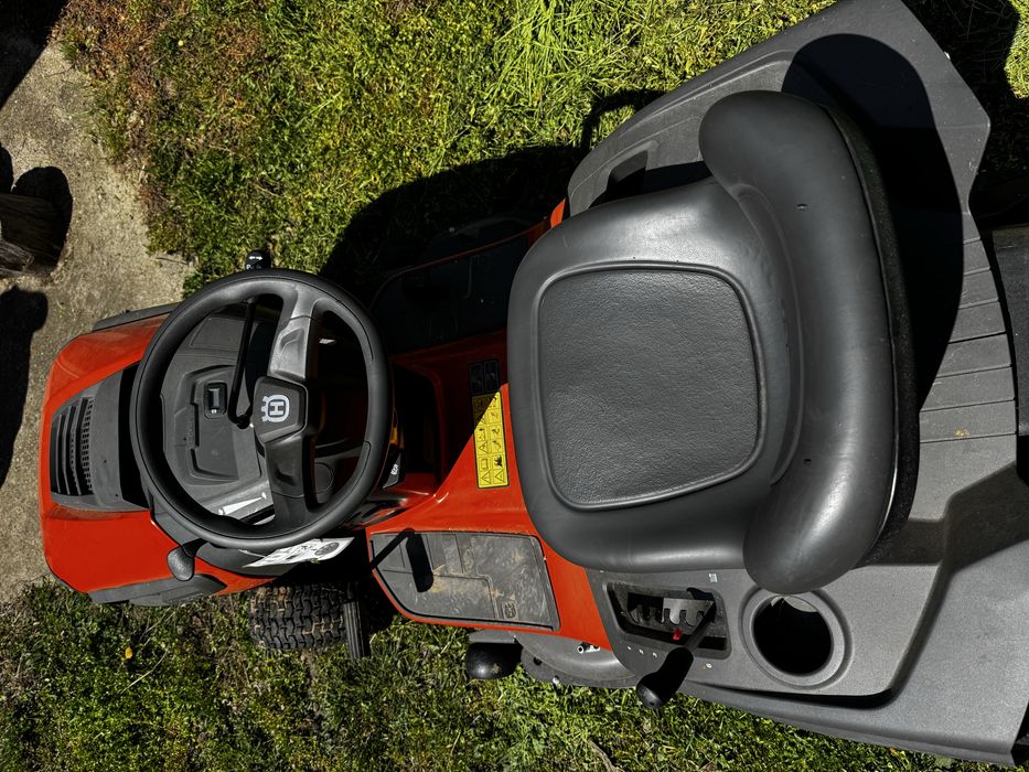 Косачка трактор Husqvarna TC 242T – почти нова (10.6 моточаса)