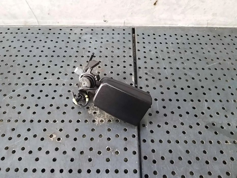 Teaca centura stanga spate mercedes glc c253 34128891b