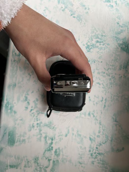 Fujifilm finepix av100