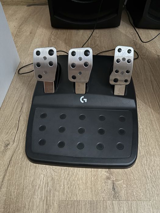 logitech G923 +2 игри