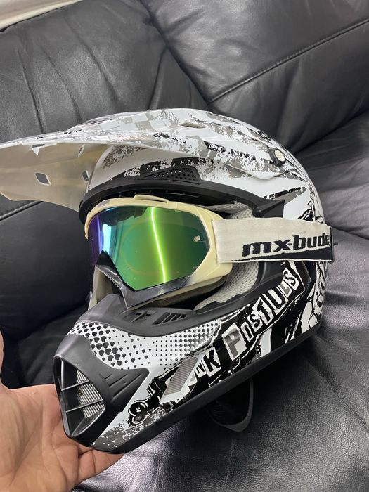 Каска комплект с очила XL