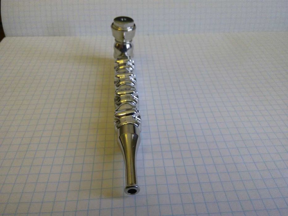 курительная трубка металлическая «Черепа»