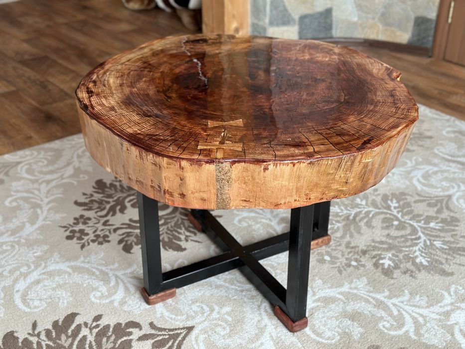 Продаю стол ручной работы