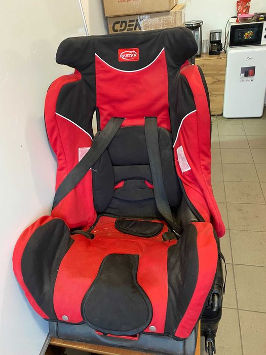 детское автокресло Rastar