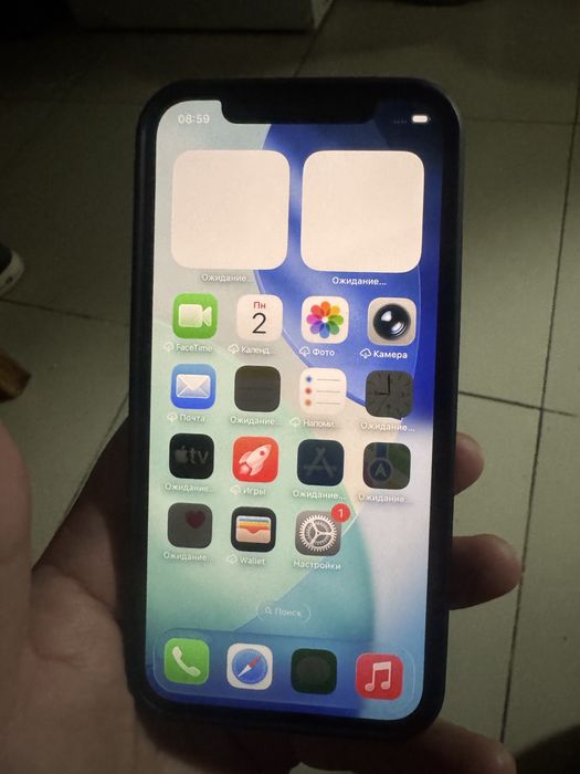 Iphone 12 в хорошем состояний
