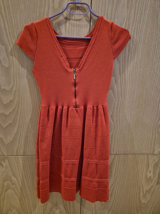 Червена рокля Pedro del Hierro S