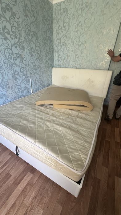 Бесплатно отдам мебели!
