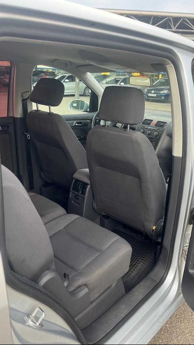 VOLKSWAGEN Touran 2005 — imagine 5