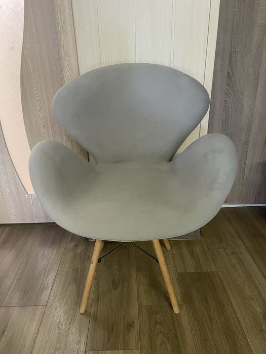 Дизайнерски стол, кресло, седалка, модел swan chair