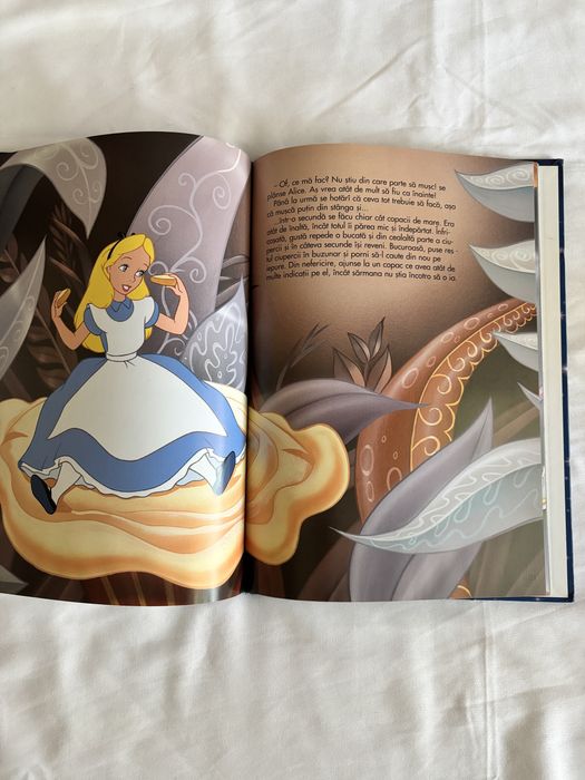 Alice din tara minunilor colectia disney