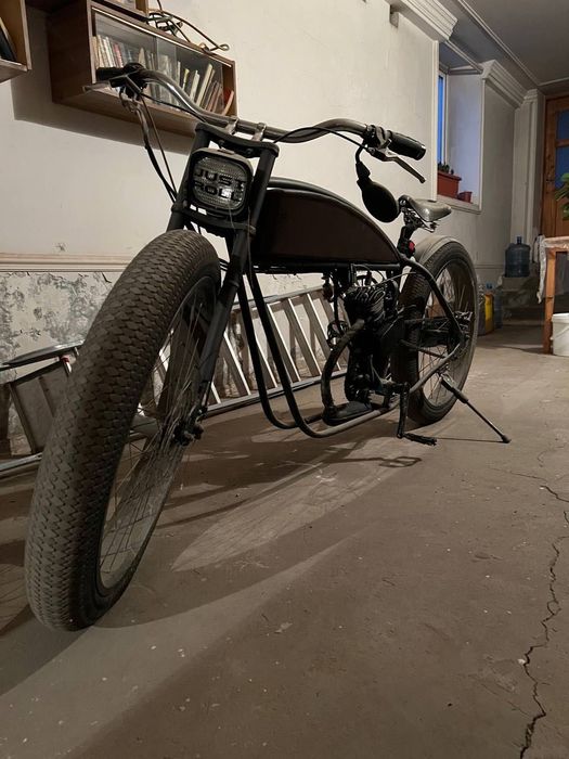 Ретро Веломотор шоубайк антикварный