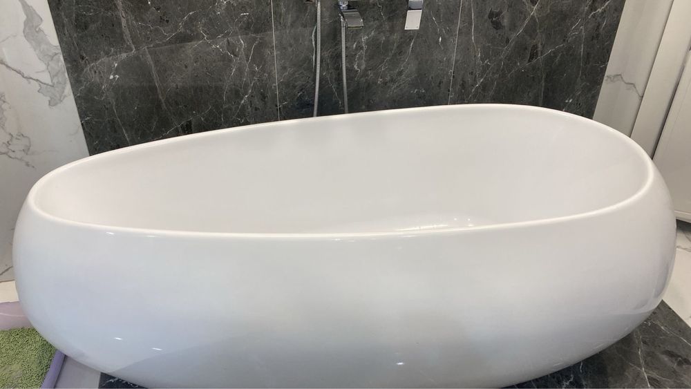Продам ванну в отличном состоянии