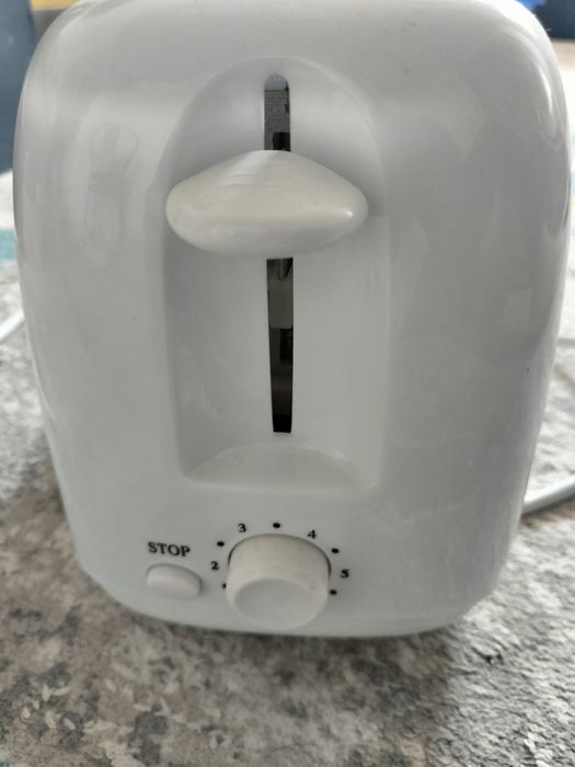 Тостер Blackton Bt T1110