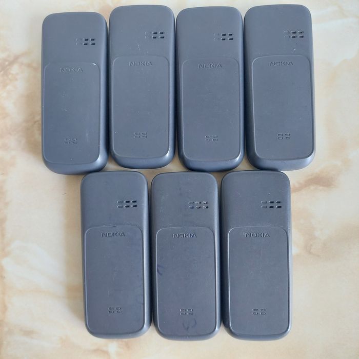 Vând 7x Nokia 100, fără probleme, cu baterie sau fără //poze reale
