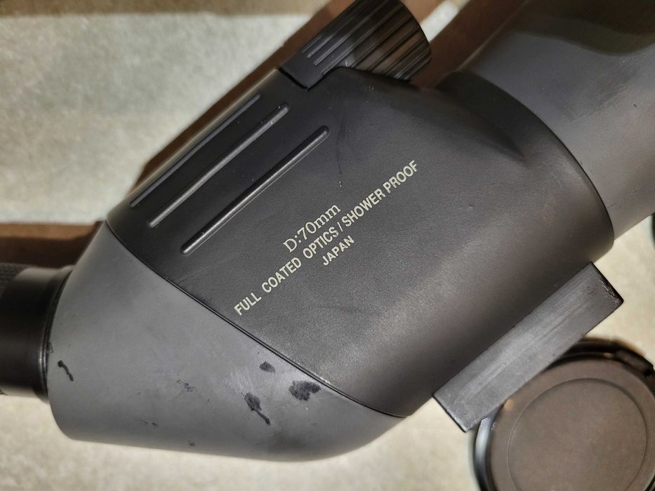 Японски далекоглед Delta 70 25х70