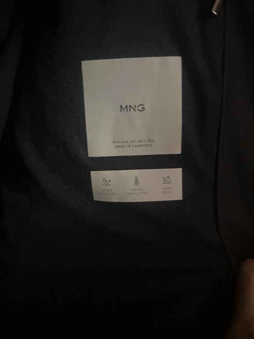 Vand geaca Mango noua